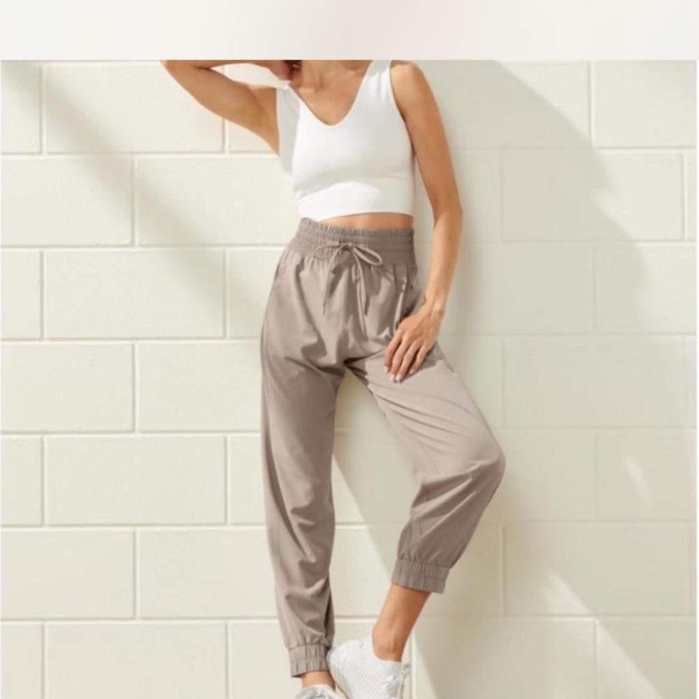 Abercrombie & fitch YPB motion tek joggers